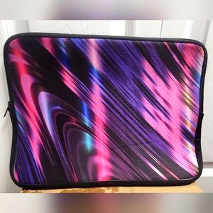 Slim Multicolor Laptop Sleeve (Fits 15in Laptops, Like New)